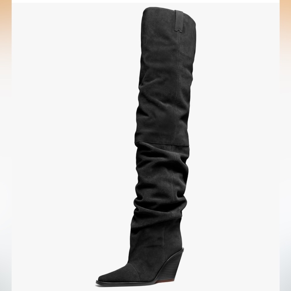 NEW MICHAEL KORS NOEMIE BOOTS🎉